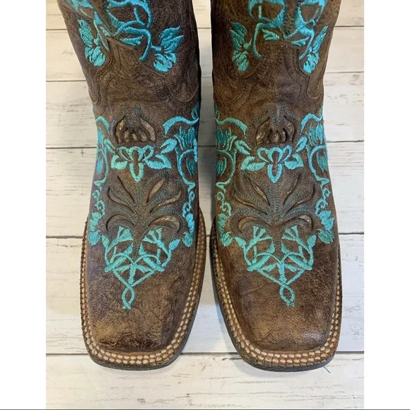 Cavender's Embroidered Square Toe Western Boots Sz 8.5B - Picture 3 of 12